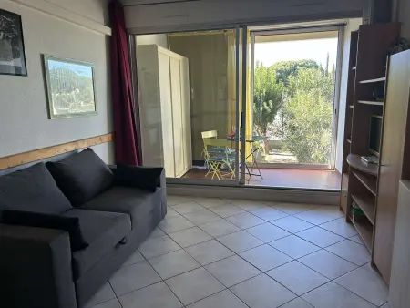 Location appartement à Port Camargue, Studio climatisé avec piscine et parking - 4 couchages - Port Camargue