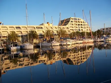 Appt 4 pers Port Camargue, vue port et parking : photo 9