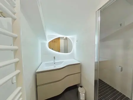 Appt 2 chambres au centre avec balcon, casier à ski : photo 13