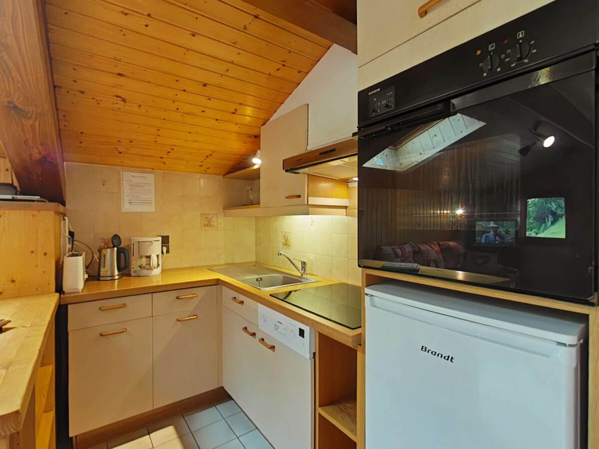 Appartement 2 étoiles, 6 couchages, balcon sud, 500m pistes - Photo 7