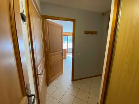 Appartement 6 pers. vue Aravis, balcon, 2e étage : photo 9