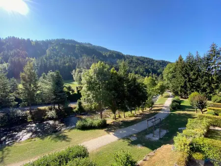 Appartement 6 pers. vue Aravis, balcon, 2e étage : photo 16