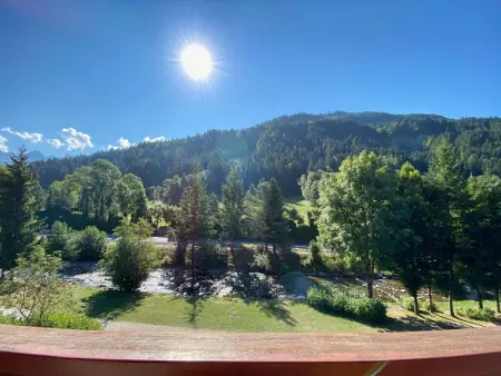 Appartement 6 pers. vue Aravis, balcon, 2e étage : photo 17
