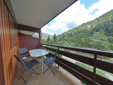 Appartement 6 pers. vue Aravis, balcon, 2e étage : photo 18