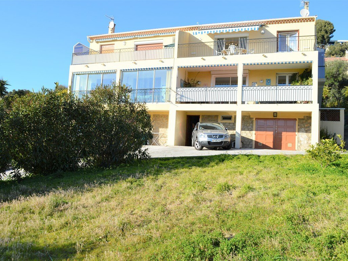 T3 avec grande terrasse vue mer au Lavandou - Photo 11