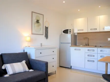 Location appartement à Le Lavandou, Studio 2 pers au Lavandou, près plage, parking, ménage inclus