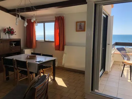 T3 Cap d'Agde, terrasse vue mer plein sud, 50m plage : photo 9