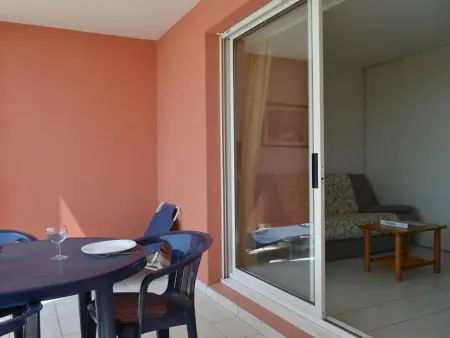 Cap d'Agde : T2 avec piscine, parking, à 50m de la plage - Photo 2