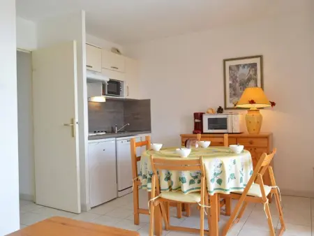 Cap d'Agde : T2 avec piscine, parking, à 50m de la plage - Photo 7