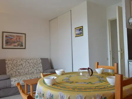 Cap d'Agde : T2 avec piscine, parking, à 50m de la plage - Photo 8