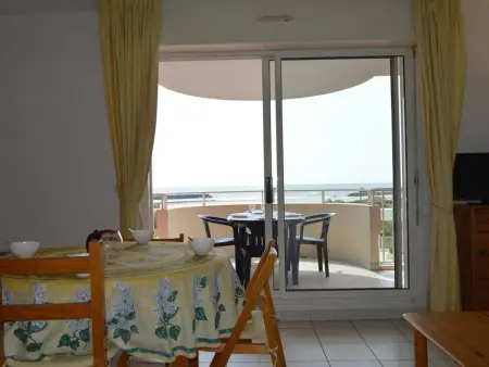 Cap d'Agde : T2 avec piscine, parking, à 50m de la plage - Photo 10