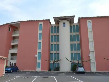 Cap d'Agde : T2 avec piscine, parking, à 50m de la plage - Photo 17