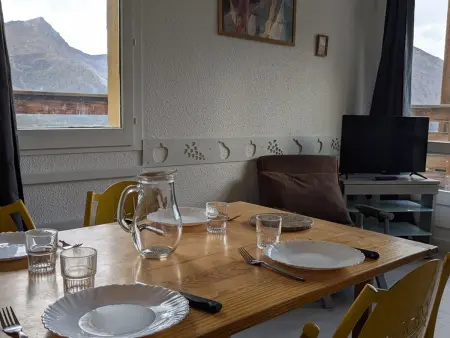 Location appartement à Orcières Merlette, Maxi Studio 5 pers. avec balcon, WIFI, pieds des pistes, calme, proche commerces et sports