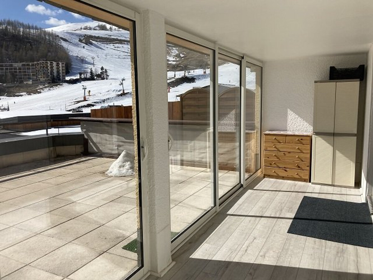 2 pièces cabine 40m² véranda sud, aux pieds des pistes - Photo 4