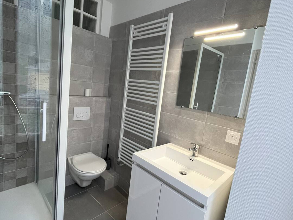 Appartement T2 à 50m des thermes, accès ski direct - Photo 4