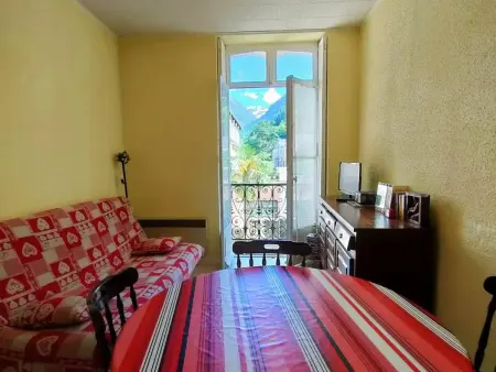 Appartement 4 pers. centre Cauterets, balcon sud : photo 2