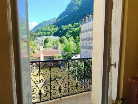 Appartement 4 pers. centre Cauterets, balcon sud : photo 9