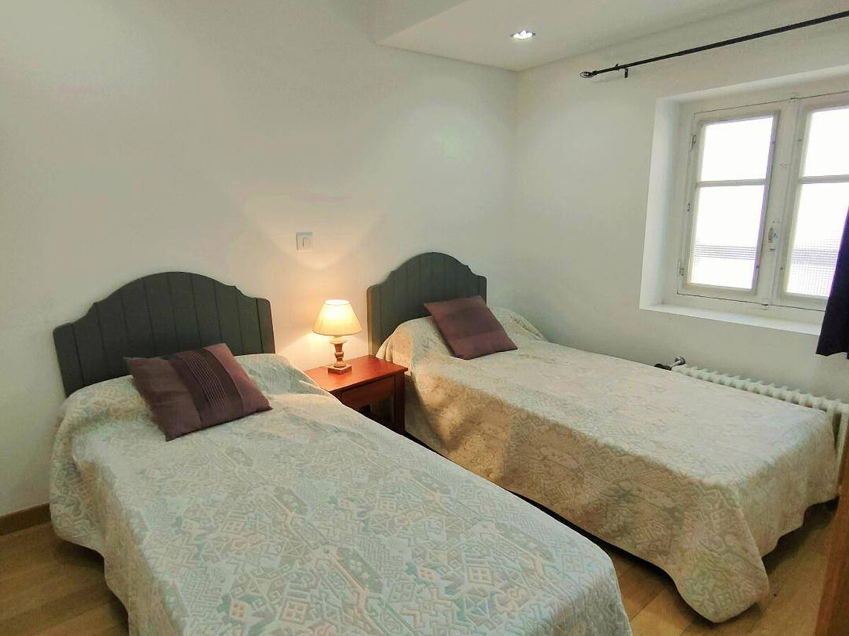 Appartement 3 pièces aux pieds des pistes, 50 m thermes - Photo 4