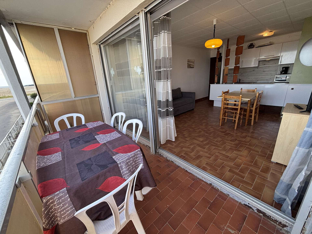 Appartement 2 pièces front de mer, 10 m plage, balcon - Photo 2