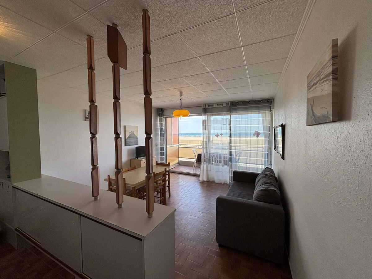 Appartement 2 pièces front de mer, 10 m plage, balcon - Photo 3