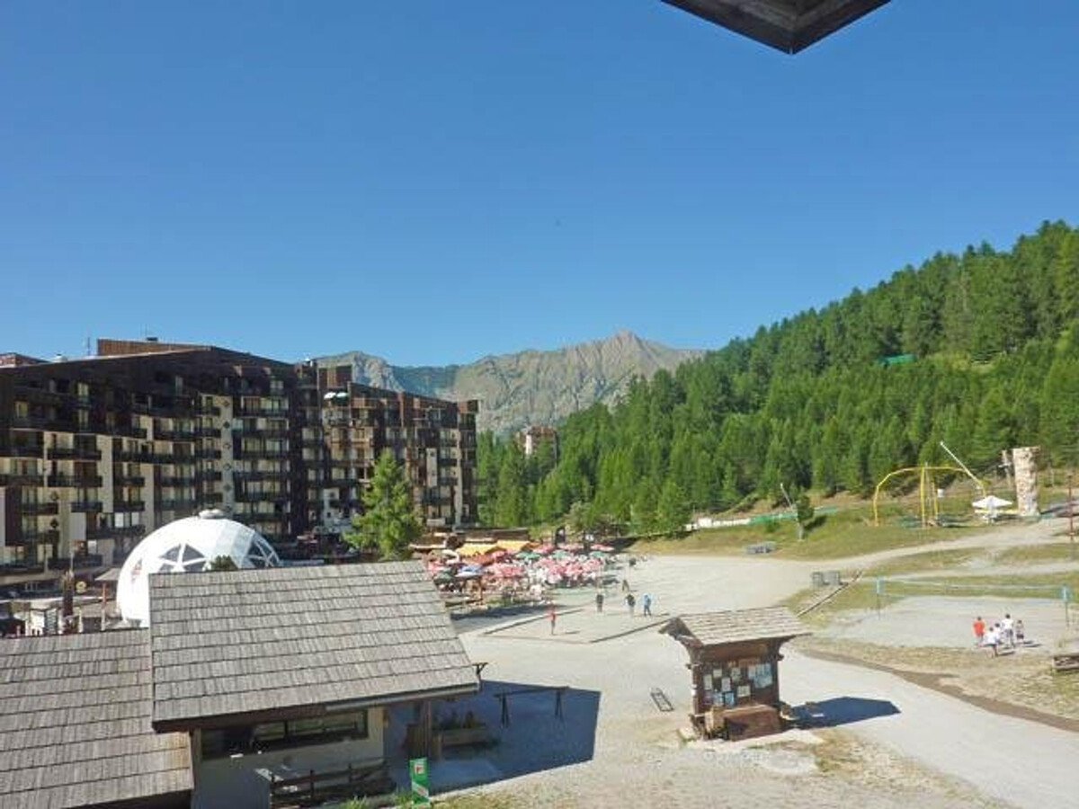 Studio 4 personnes aux Orres, skis aux pieds - Photo 8
