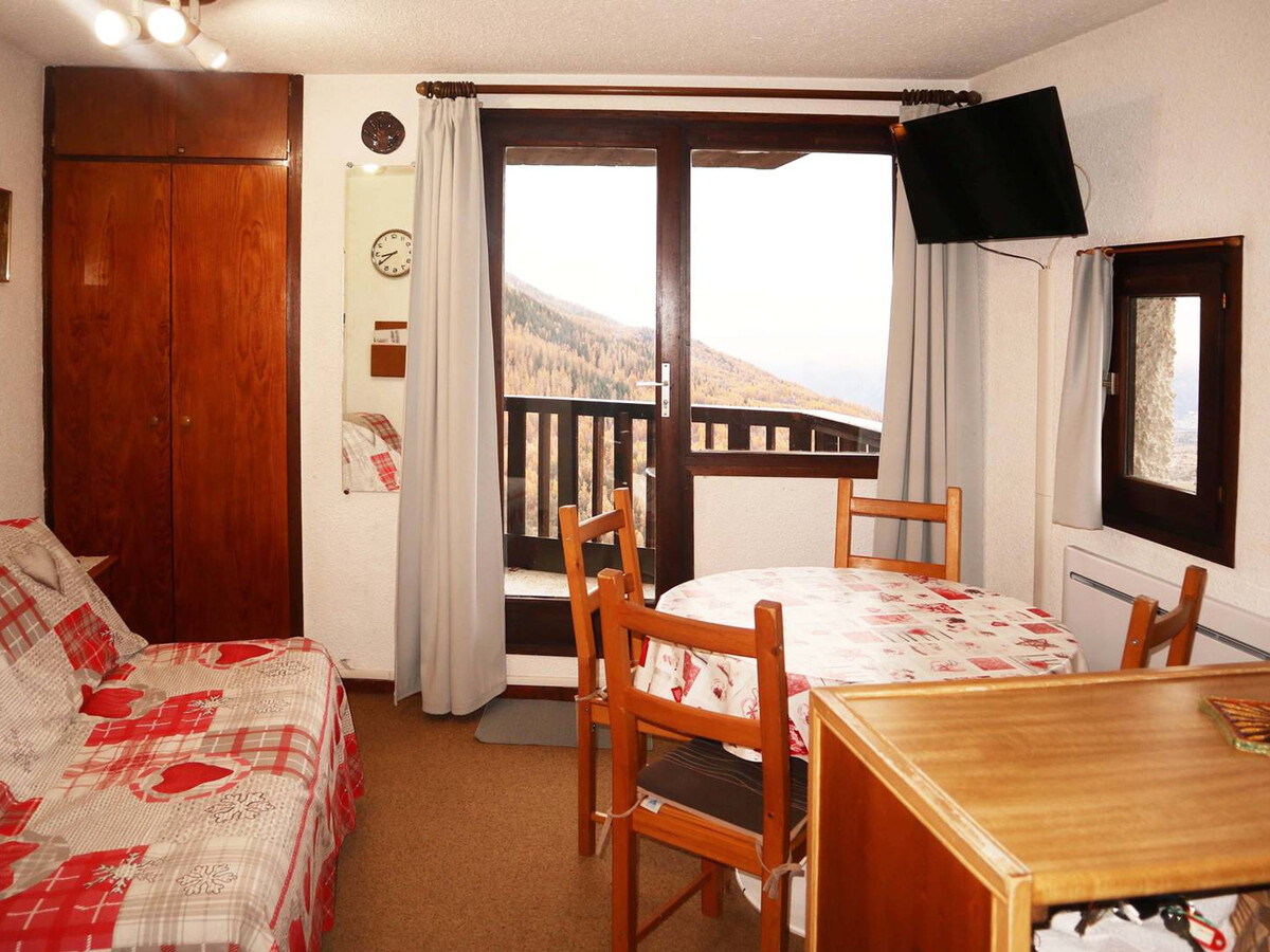 Studio 4 pers. aux Orres, 10e étage, accès direct pistes - Photo 1