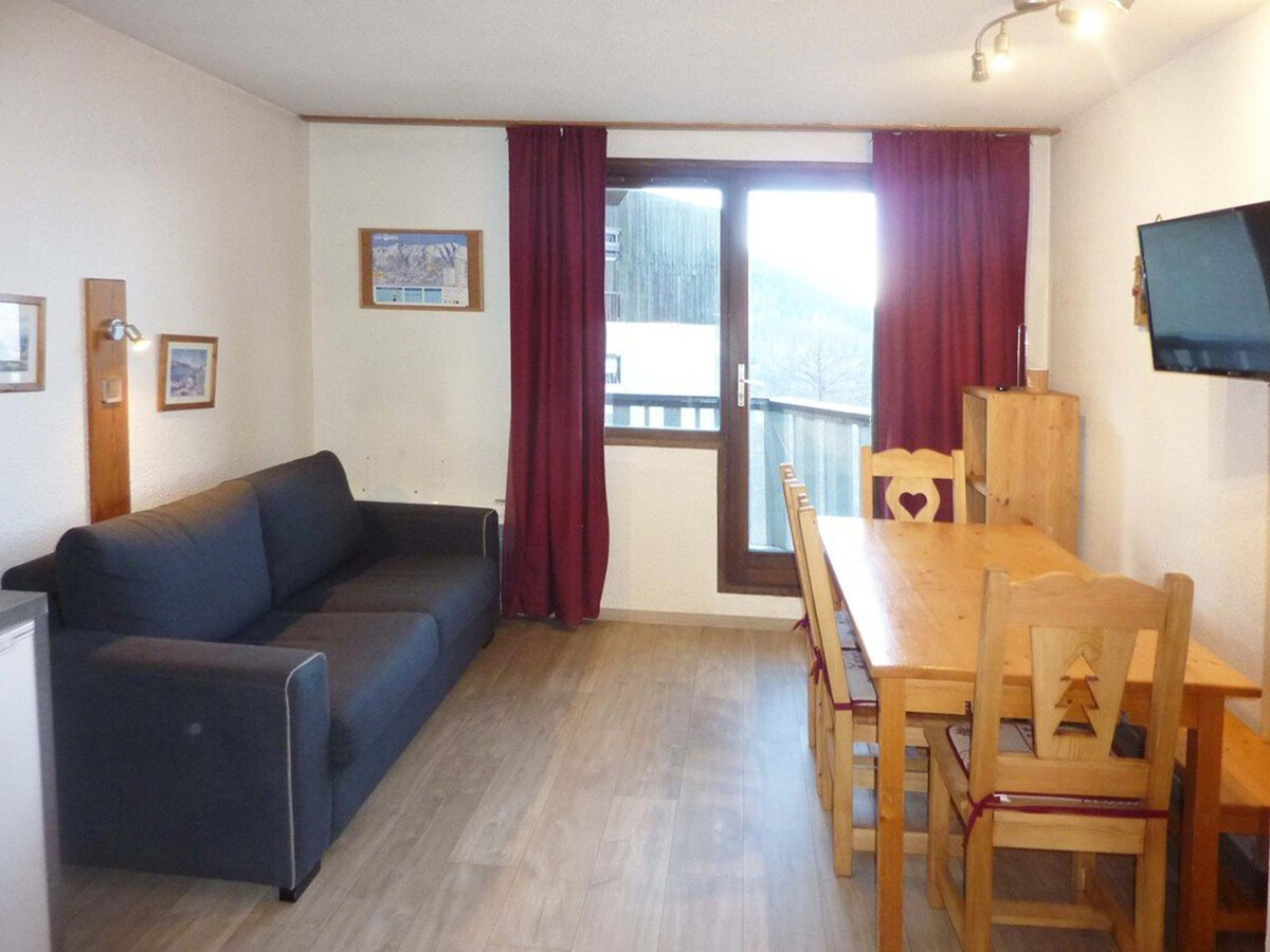 Studio 6 pers aux Orres, accès direct pistes, balcon - Photo 2