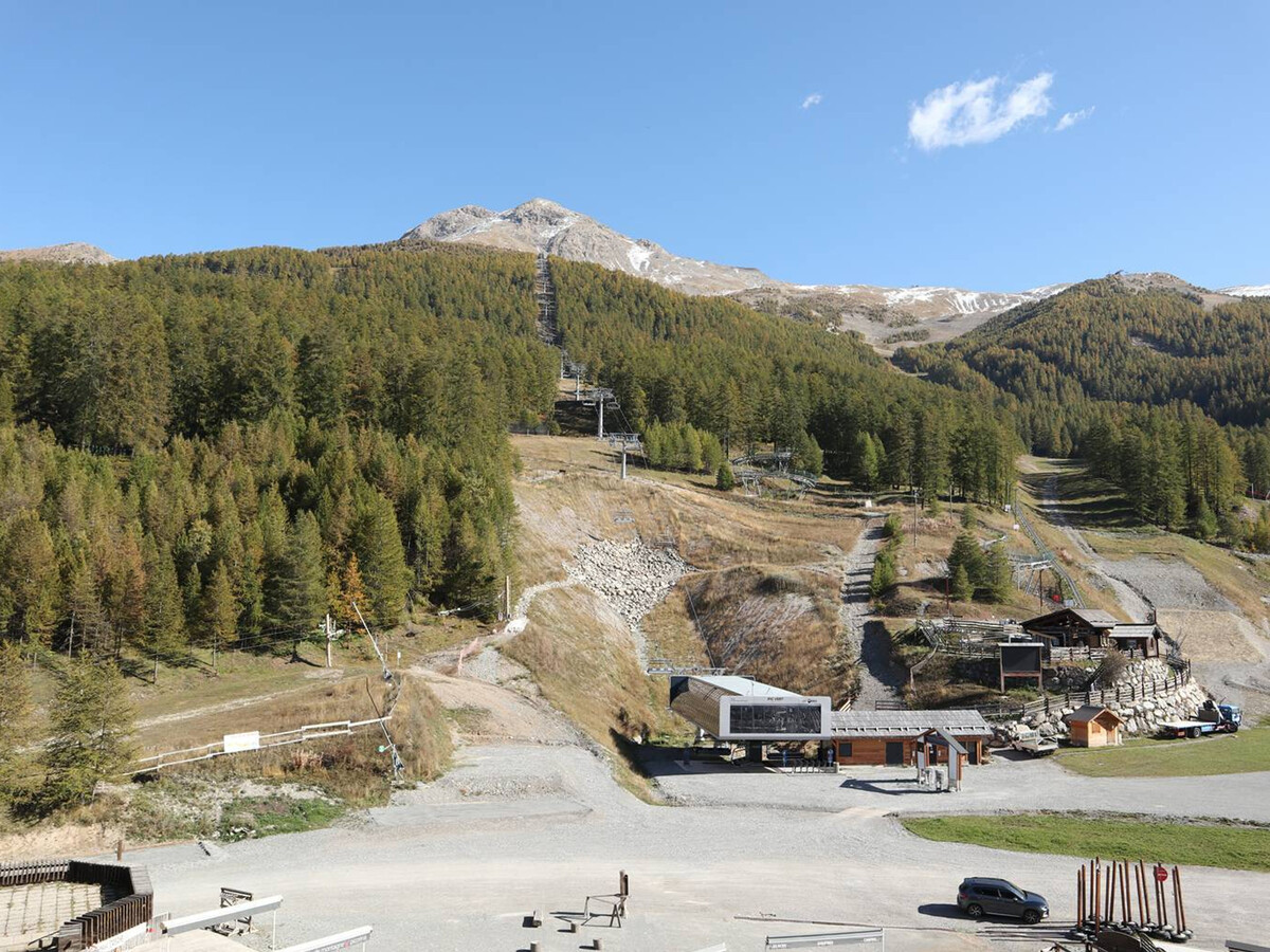 Studio 4 pers skis aux pieds, balcon sud aux Orres - Photo 9