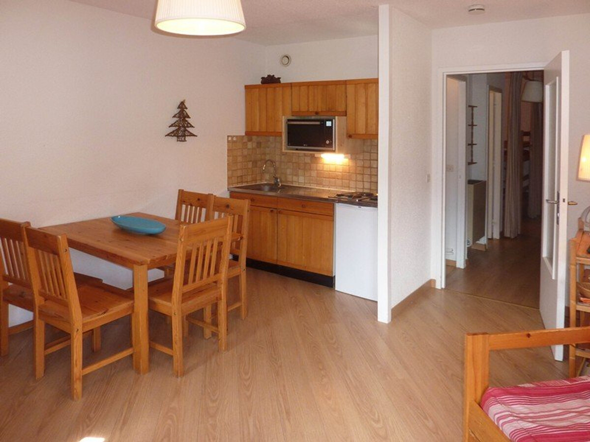 Studio skis aux pieds aux Orres, balcon sud, 6 couchages - Photo 3