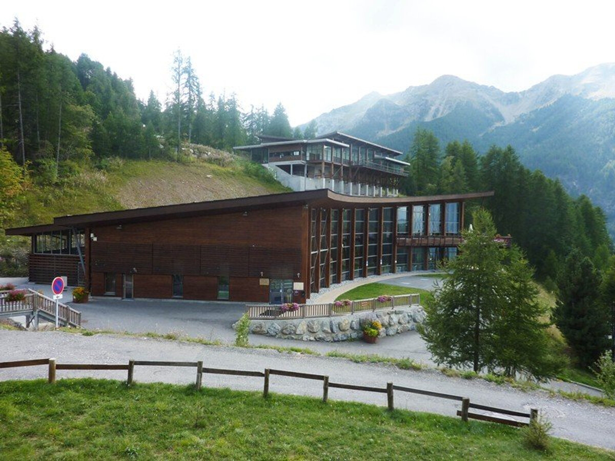 Studio 6 pers aux Orres avec balcon, pied des pistes - Photo 9