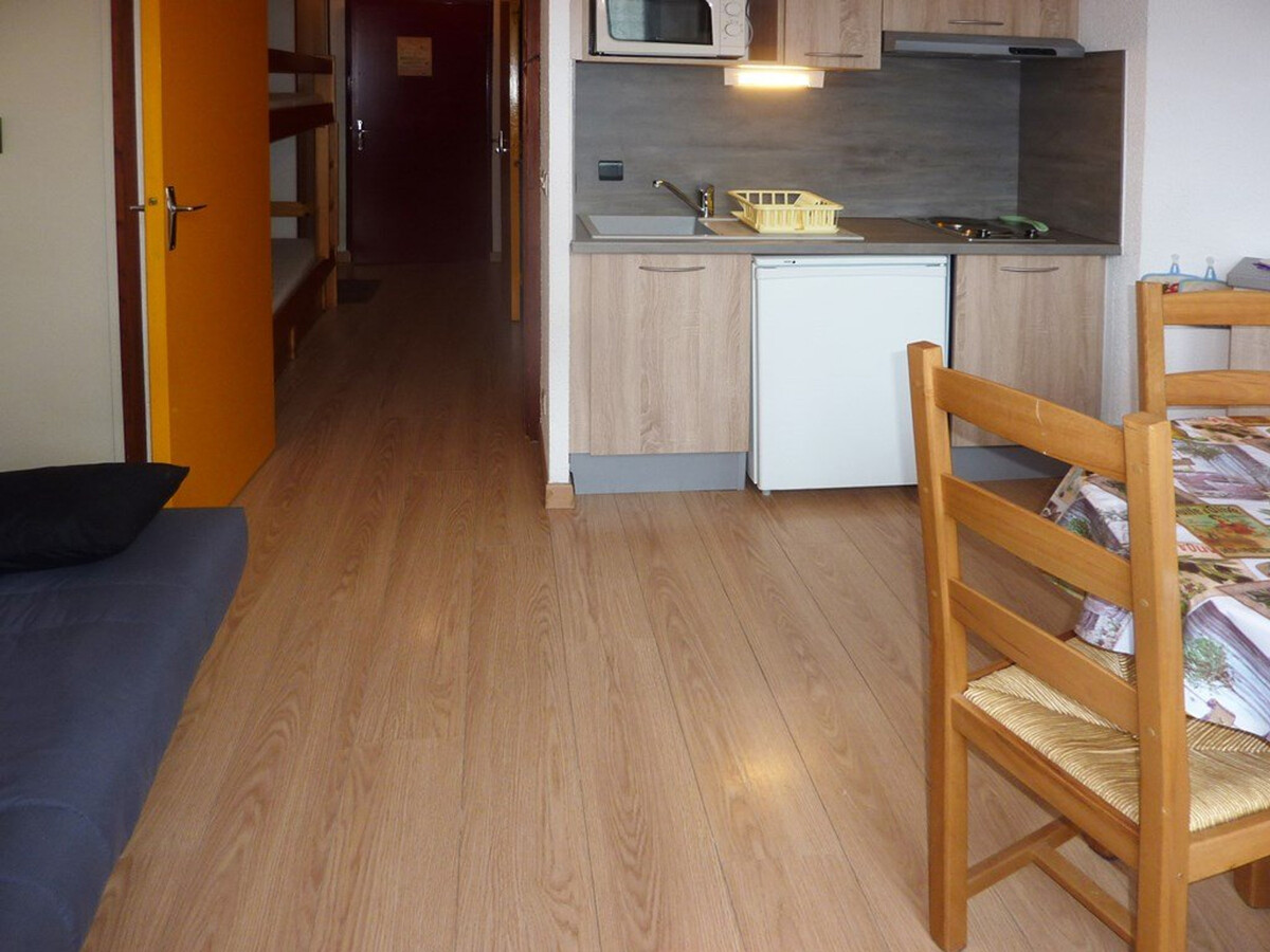 Studio 4 pers. aux Orres, 6e étage, terrasse vue pistes - Photo 4