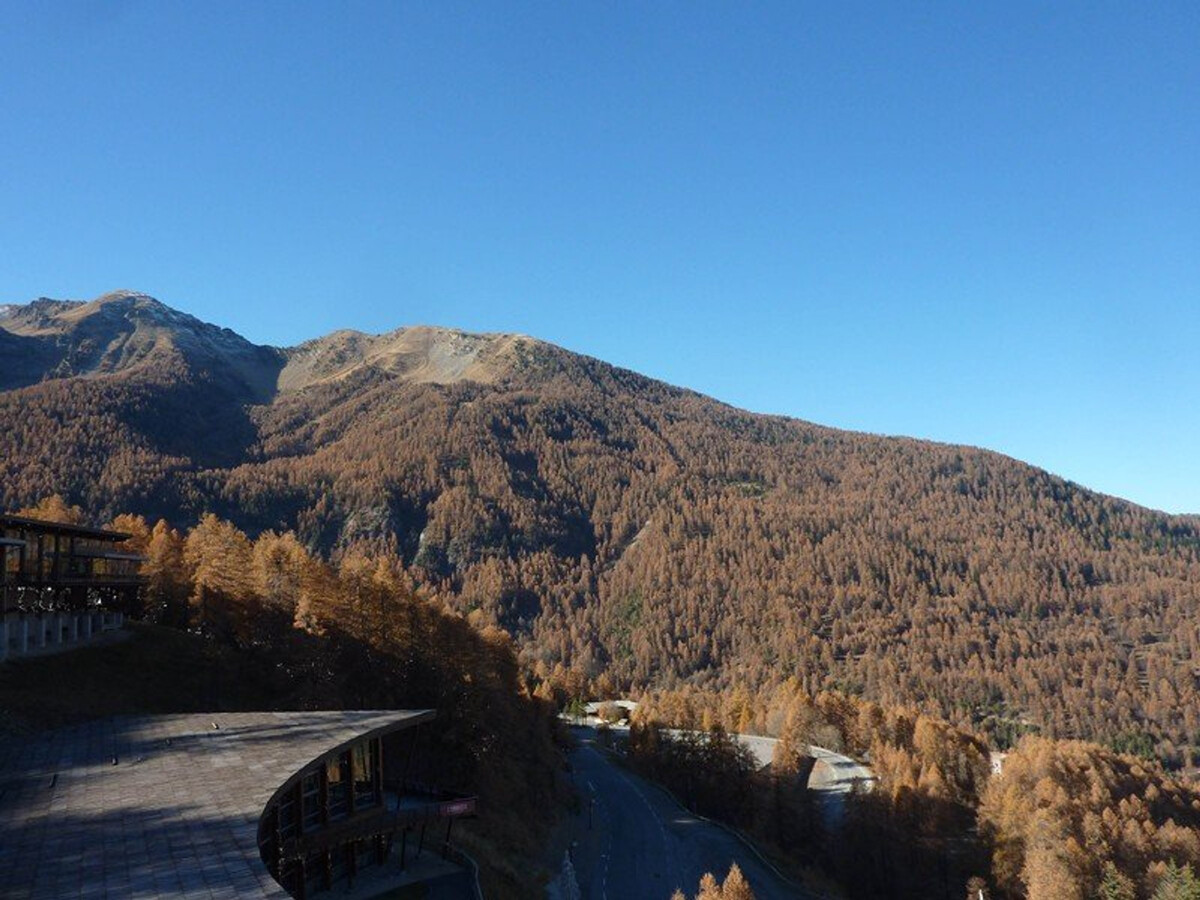 Studio 4 pers. aux Orres, 6e étage, terrasse vue pistes - Photo 6