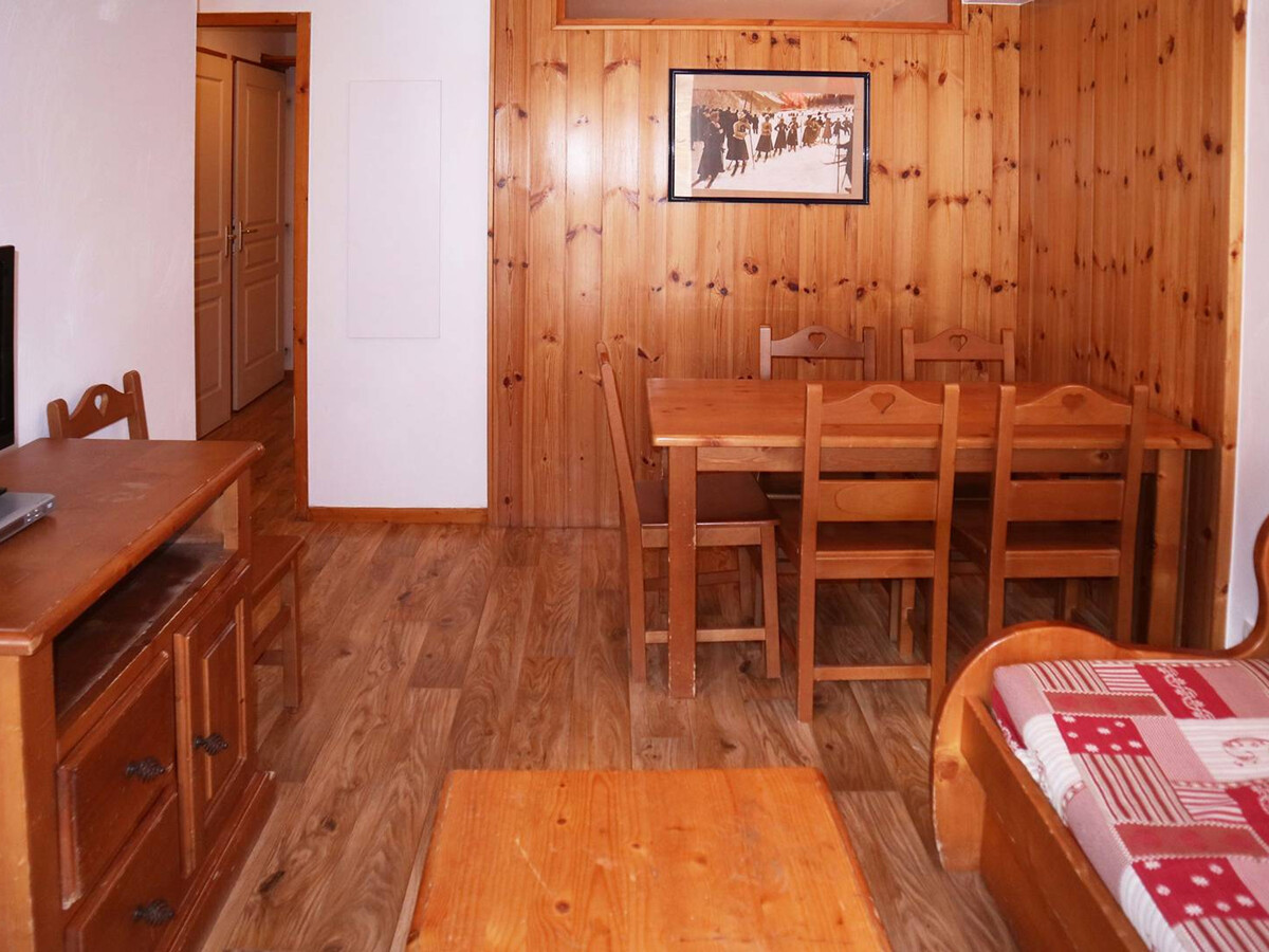 Appartement 6 pers. aux Orres avec piscine chauffée et skis aux pieds - Photo 4