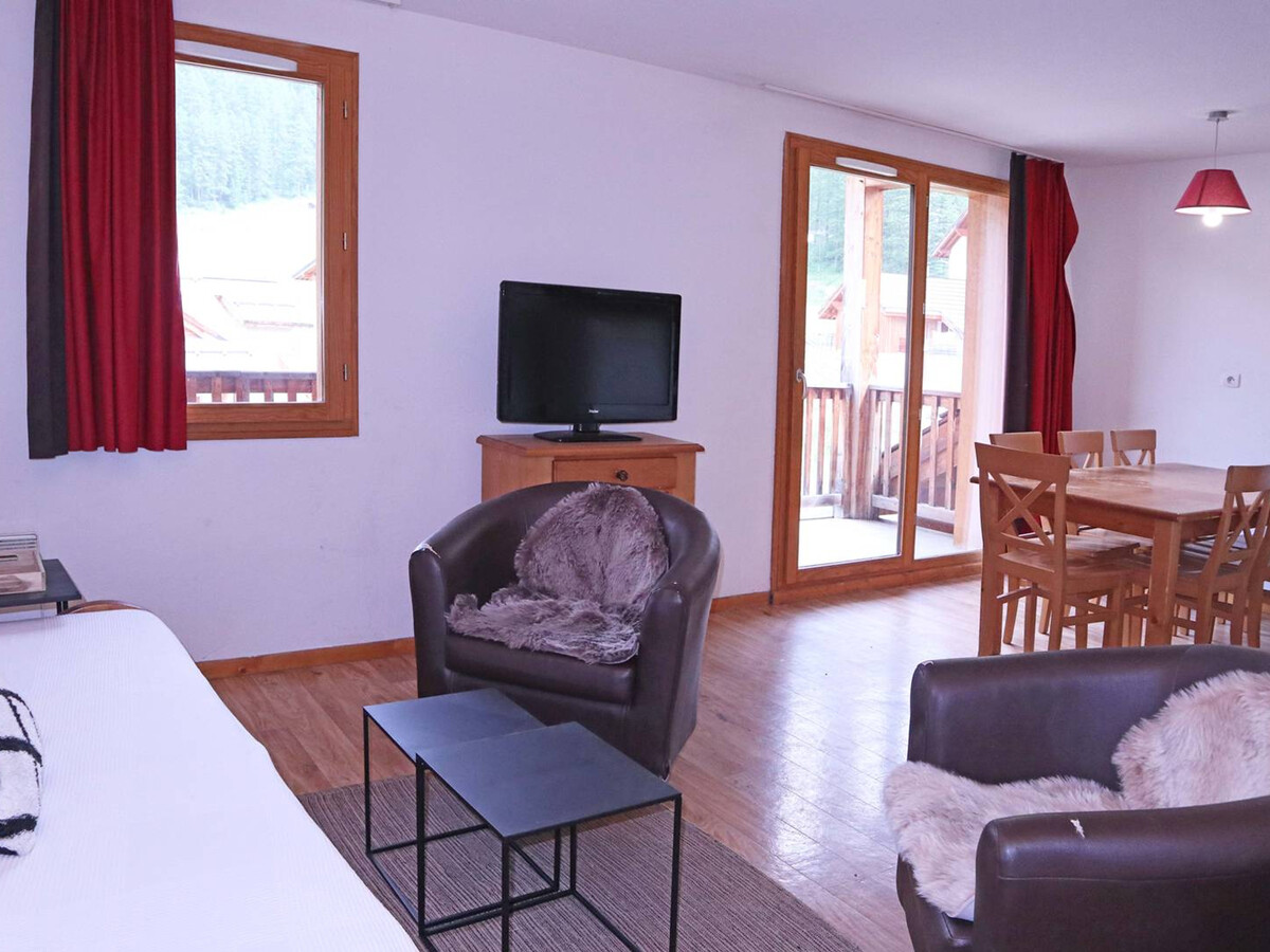 Duplex 10 pers aux Orres 1800 avec piscine et jacuzzi - Photo 4