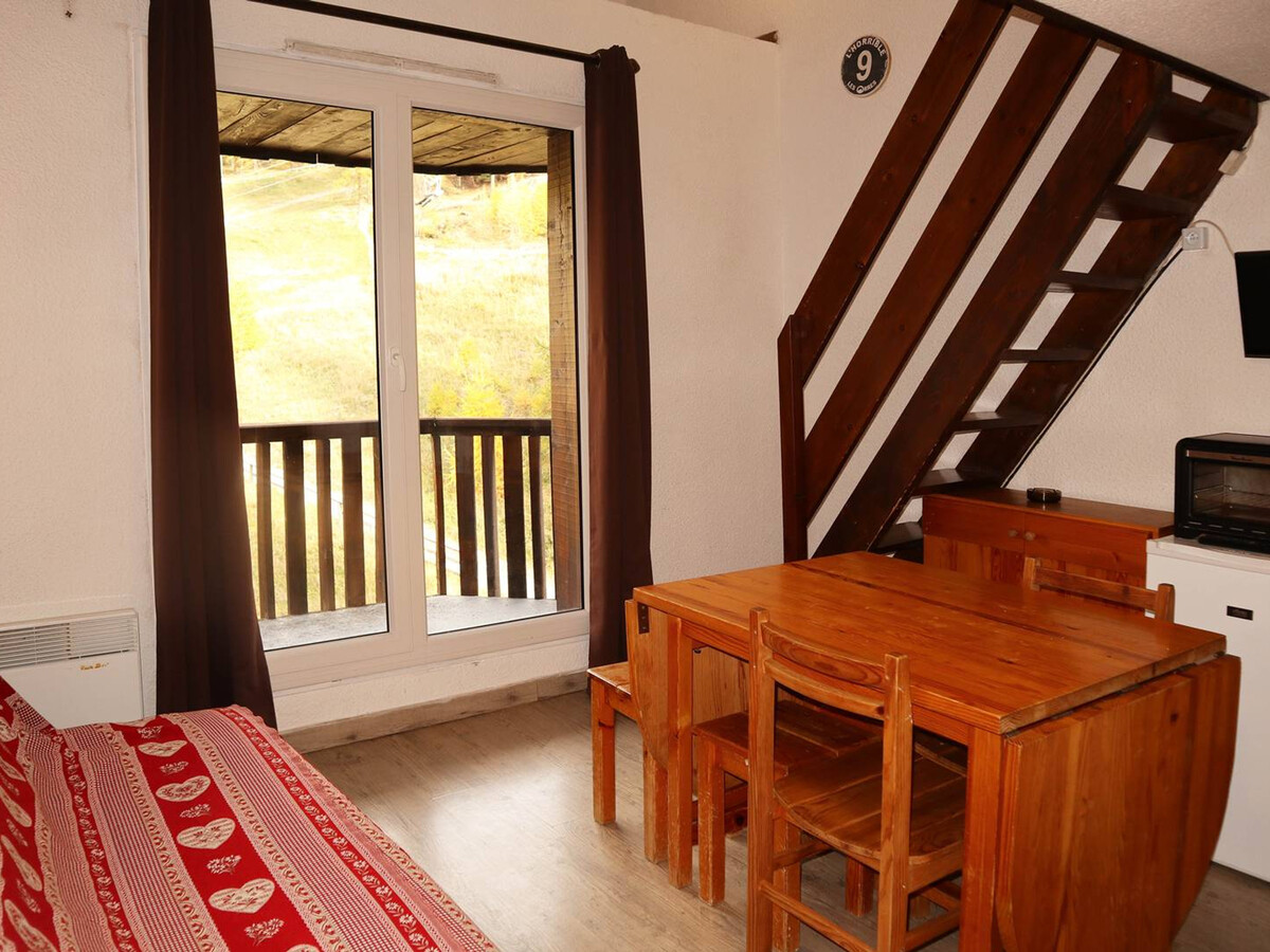 Studio 6 pers. aux Orres, balcon, accès direct pistes - Photo 1