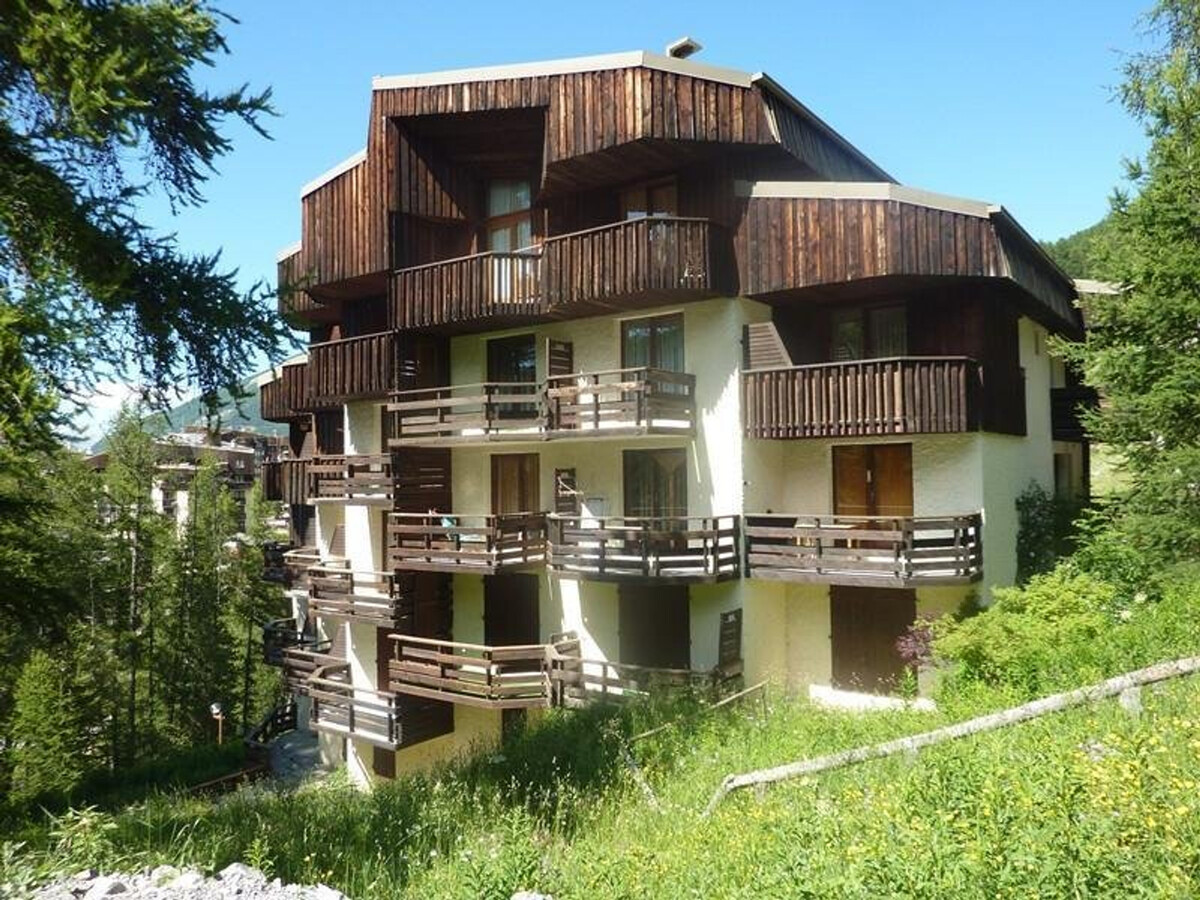 Studio 6 pers. aux Orres, balcon, accès direct pistes - Photo 7