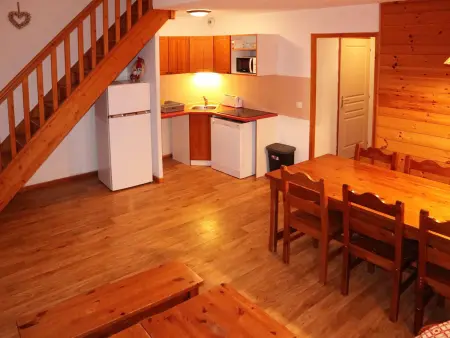 Duplex 2 ch, dernier étage aux Orres, balcons et coin montagne - Photo 3