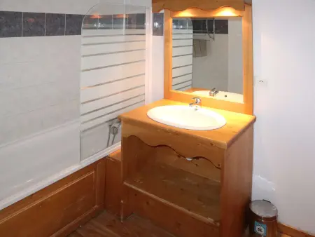 Duplex 2 ch, dernier étage aux Orres, balcons et coin montagne - Photo 7