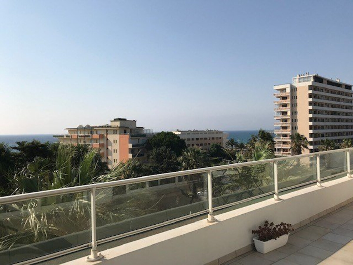T2 climatisé centre-ville avec terrasse 30 m² et vue mer - Photo 13