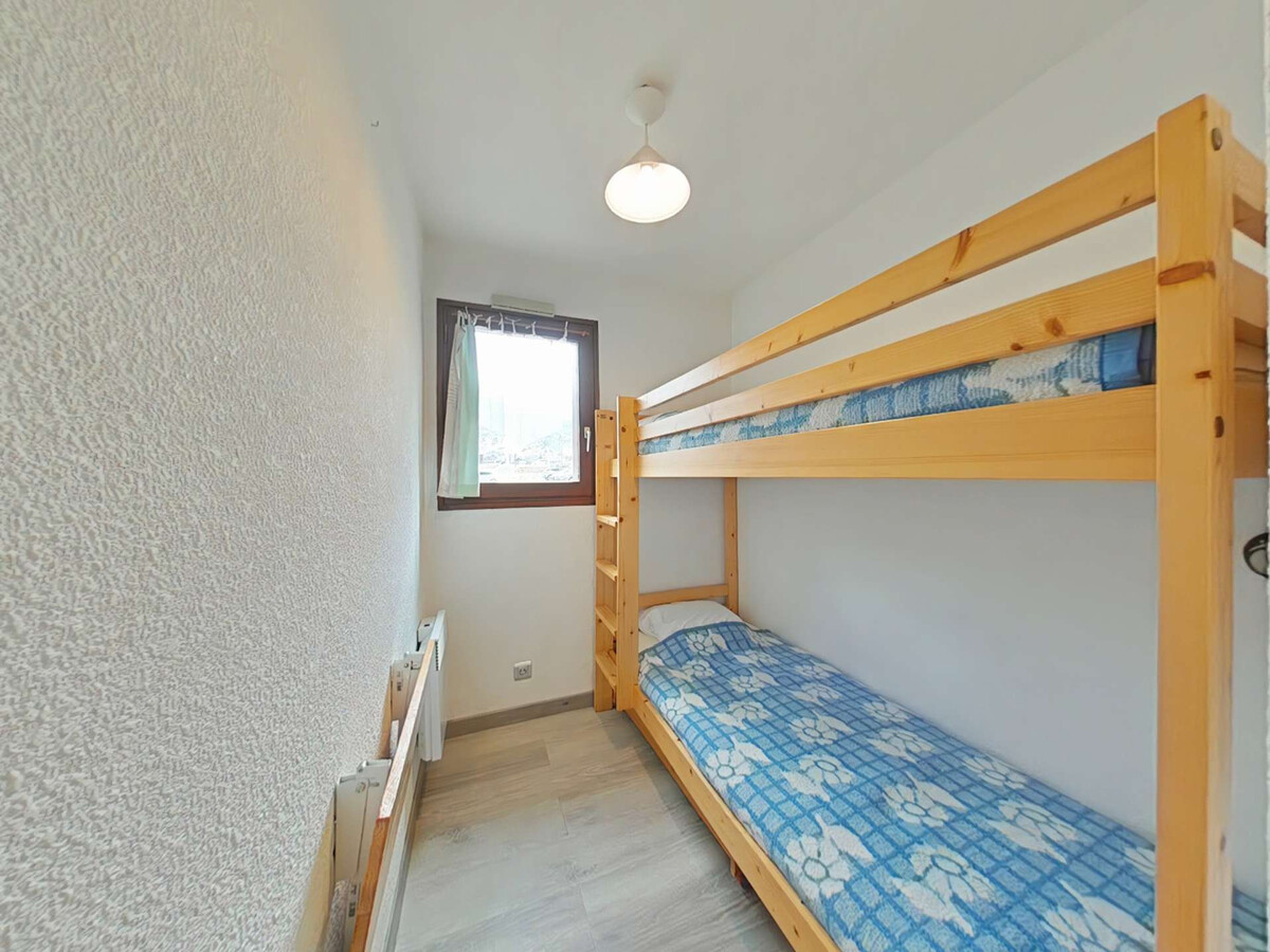 Studio cabine 4 pers. au pied des pistes, parking inclus - Photo 10