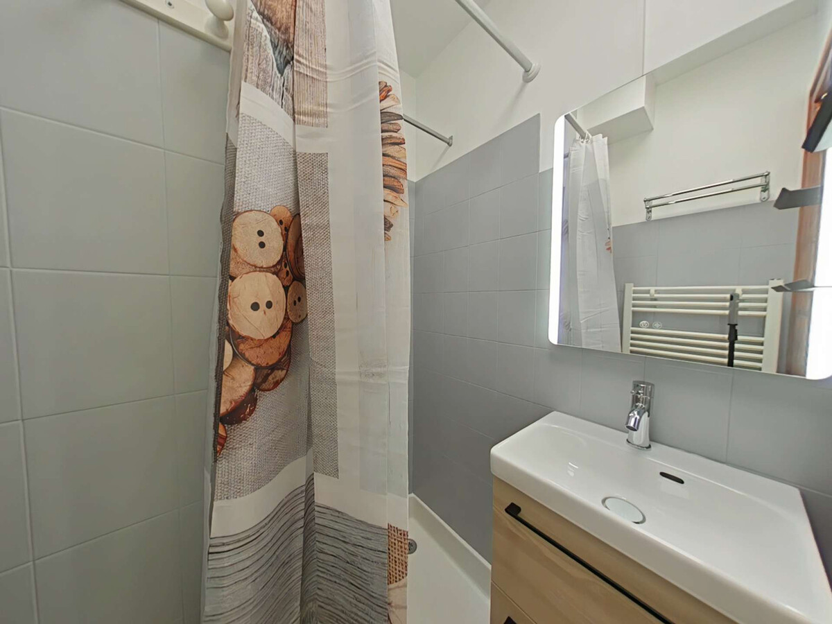 Studio cabine 4 pers. au pied des pistes, parking inclus - Photo 12