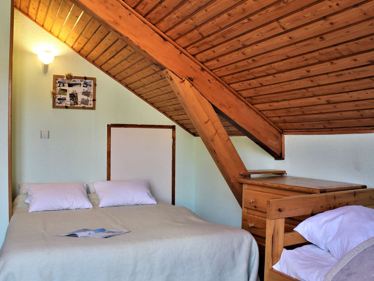 Appartement 2 pièces Risoul, ski aux pieds + piscine été - Photo 3