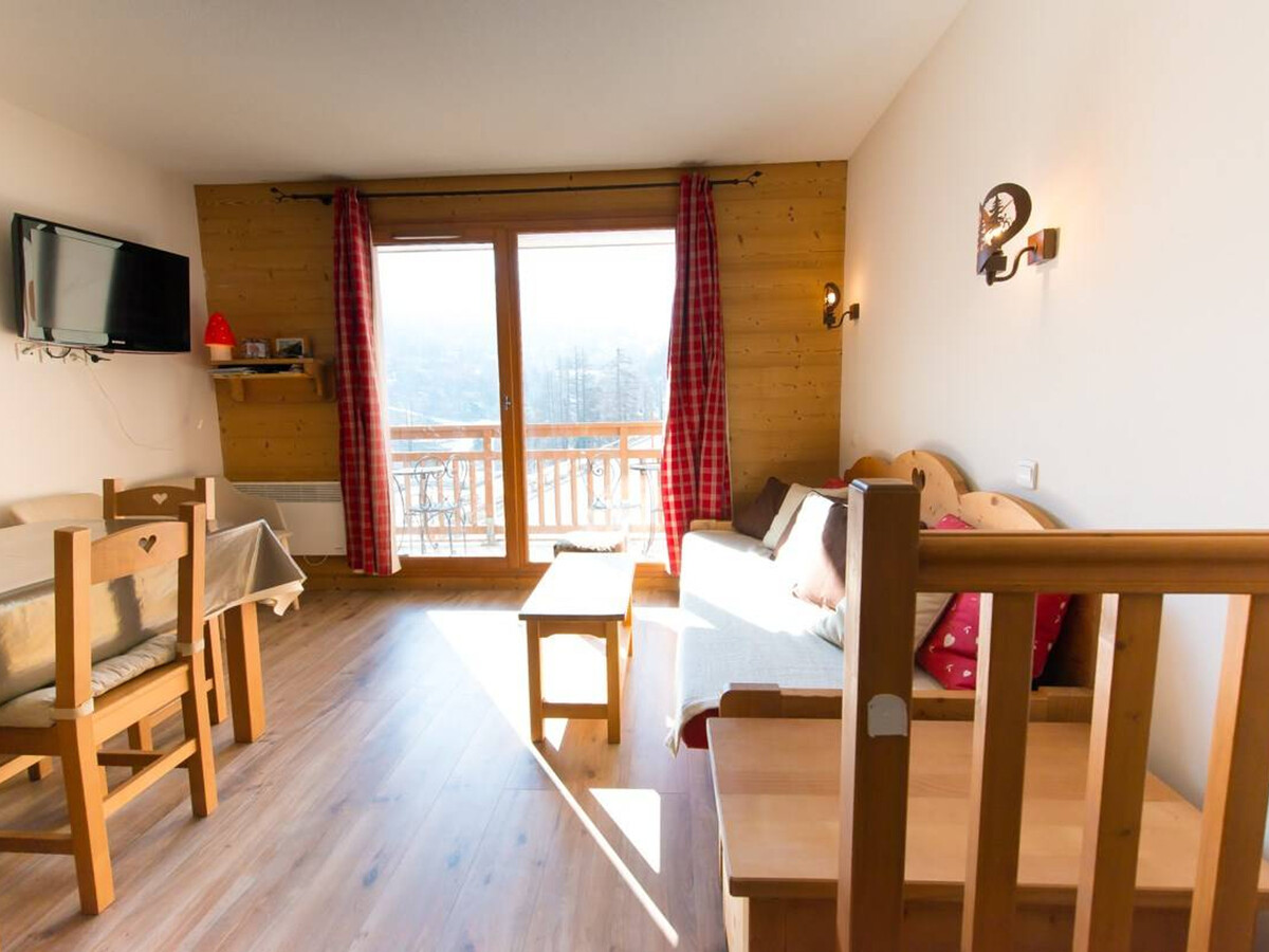 Duplex 3 chambres Vars, accès pistes à 50m + piscine - Photo 2