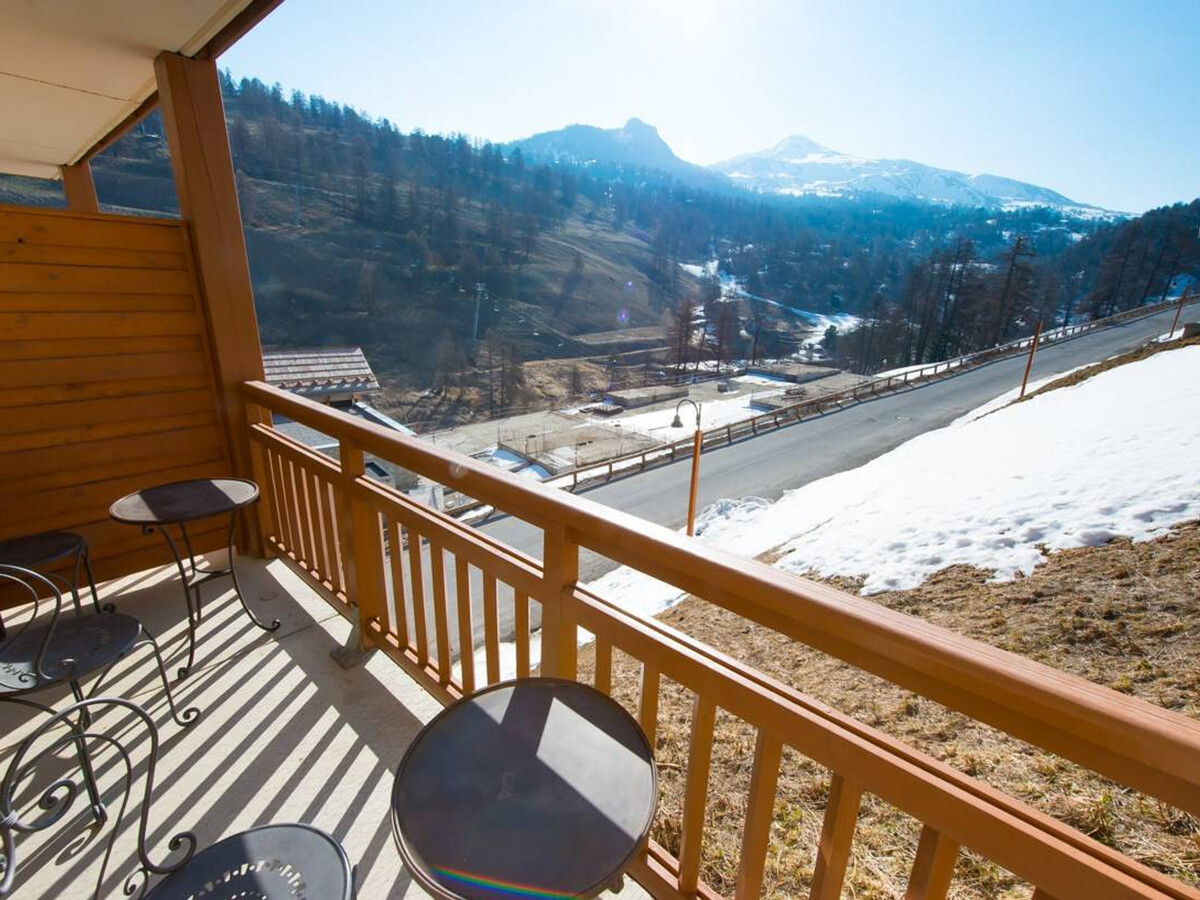 Duplex 3 chambres Vars, accès pistes à 50m + piscine - Photo 13