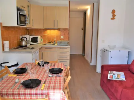 Studio 4 pers à Risoul 1850, parking gratuit et calme : photo 3
