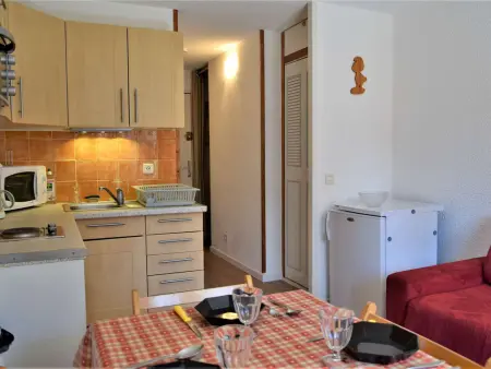 Studio 4 pers à Risoul 1850, parking gratuit et calme : photo 4