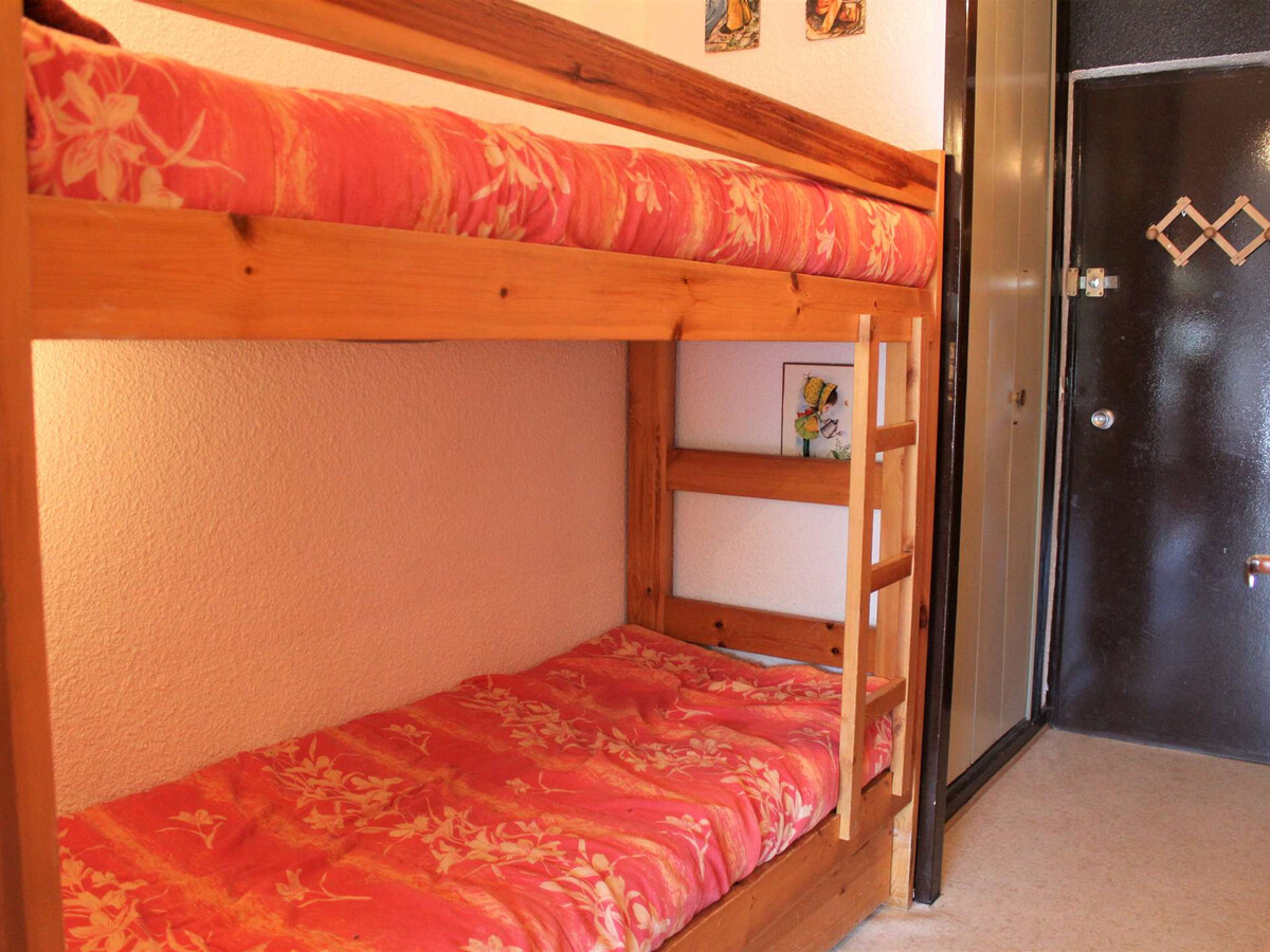 Studio 4 pers. Vars : balcon montagne, parking, 200m pistes - Photo 8