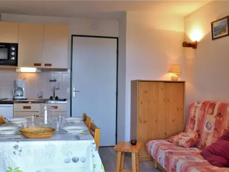Studio 2 pers au cœur de Risoul, balcon, casier ski : photo 2
