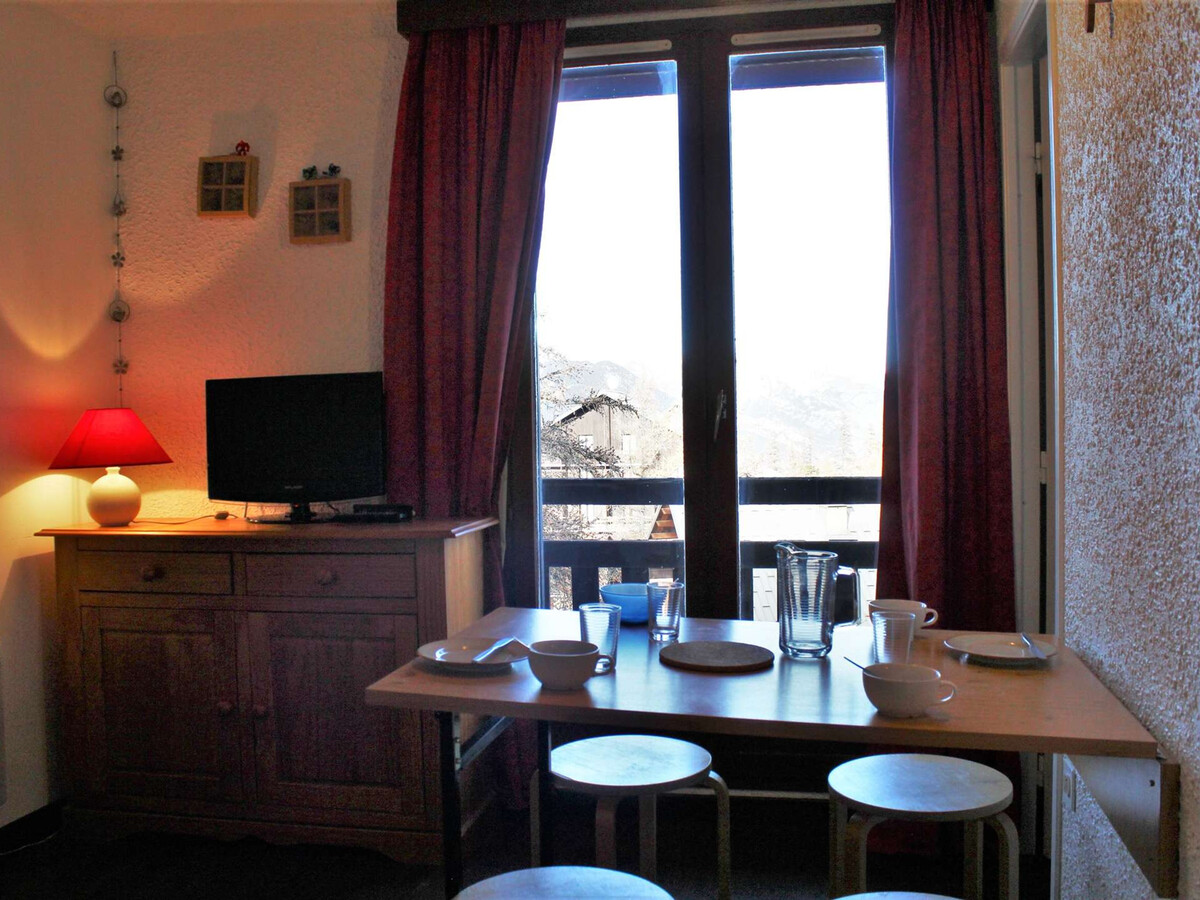 Studio cabine 4 pers, pied des pistes à Risoul 1850 - Photo 5
