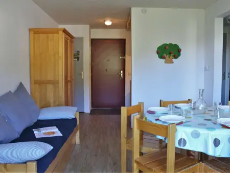 Appartement 3 pièces Risoul 1850 : balcon vallée & Pelvoux : photo 2
